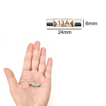 JZK 25 kusov 13 A 240 V BS1362 domáce keramické poistky, zástrčková poistka 6 * 24 mm, pieskom