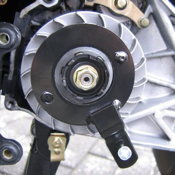 Aretačný nástroj Area1 CVT, upevňovací nástroj pre dvojtaktné motory s objemom 50 ccm, kompatibilný