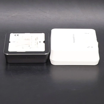 Kabelový termostat Honeywell T6 černý