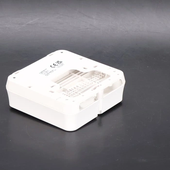 Kabelový termostat Honeywell T6 černý
