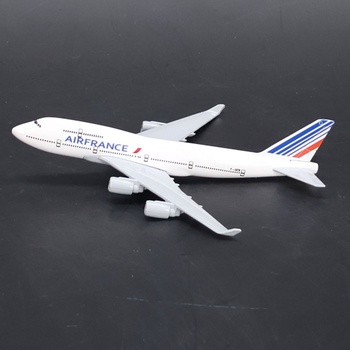 Lietadlo QIYUMOKE Boeing 747 Air France 1:400