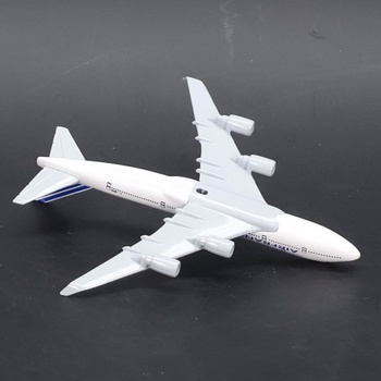 Lietadlo QIYUMOKE Boeing 747 Air France 1:400