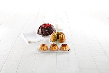 Špirálová forma na tortu Lékué Bundt, silikónová, červená, 20 cm x 20 cm - 1 kus červená