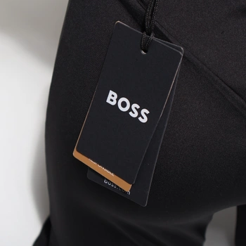 Dámske čierne šortky veľ. M Boss