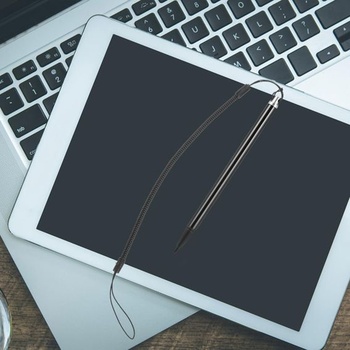 IMIKEYA stylus s jemným hrotom pre tablet a telefón, kapacitný stylus s káblom, ochrana proti