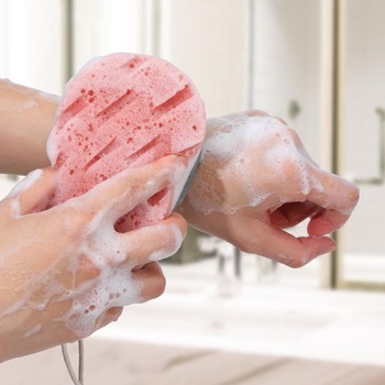 2 veľké mäkké kúpeľové hubky, trojvrstvová exfoliačná hubka na telo