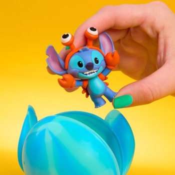 Zberateľská figúrka Just Play Disney Stitch Goes Wild, cca 5 cm veľká minifigúrka v zaslepovacej
