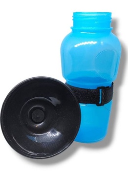 Fľaša na vodu pre psov a mačky s dávkovačom a zdvíhacím dávkovačom, 550 ml, bez BPA