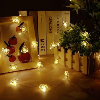 URAQT Včelie reťazové svetelné reťaze, balenie 2 kusov pre vonkajšie a vnútorné použitie, 3 m, 30 LED
