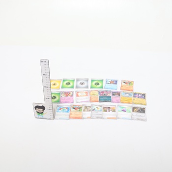 Pokémon: Illumi's Mini Tin - Meganium a Mistigrix (2 boostery, 1 kartička s kresbou a 1 aršík