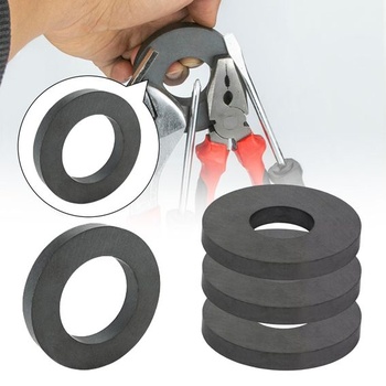 10 kusů magnetických kroužků: Ø 45 mm x 22 mm x 8 mm Feritový magnet s otvorem, odolný magnetický