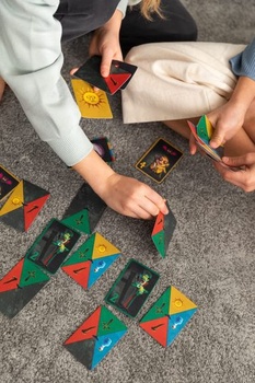 Jumbo Games Kartová hra Upíri pre deti od 6 rokov – Rodinná hra