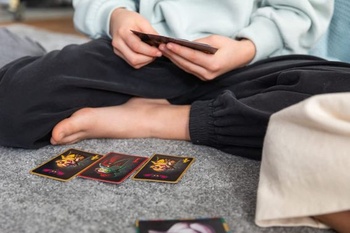 Jumbo Games Kartová hra Upíri pre deti od 6 rokov – Rodinná hra