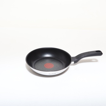 Panvica Tefal G7260244 čiernostrieborná