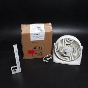 Přenosný stolní ventilátor Amazon Basics, 7 palců, tichý provoz, 3 rychlosti, 90° variabilní sklon,
