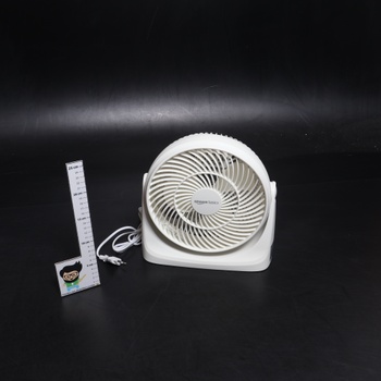 Přenosný stolní ventilátor Amazon Basics, 7 palců, tichý provoz, 3 rychlosti, 90° variabilní sklon,