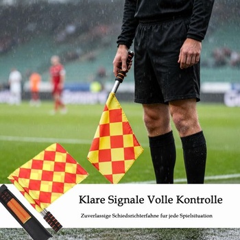 17dielna sada rozhodcov - karty futbalových rozhodcov (žlté a červené karty), píšťalka trénera,
