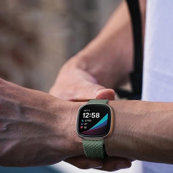 Pletený náramek Chinbersky kompatibilní s Fitbit Versa 4/Fitbit Versa 3/Fitbit Sense, s magnetickým