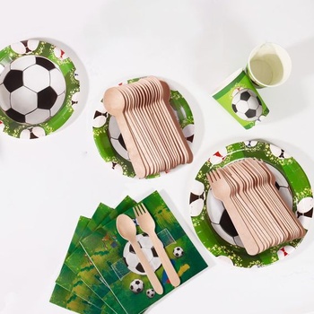 Sada riadu na futbalovú párty, taniere na futbalovú párty pre 20 hostí, zelená futbalová misa D