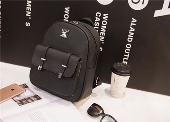 Dámský elegantní batoh - Moderní nepromokavý sportovní školní batoh do města, s kapsou proti