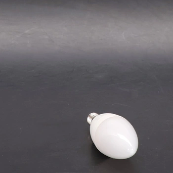 LED žárovka s RGB osvětlením
