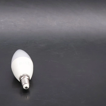 LED žárovka s RGB osvětlením