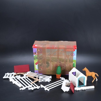 Koně ve stáji Schleich 42458