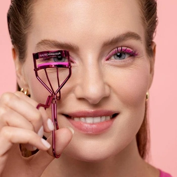 Real Techniques Miracle Eyelash Curler, jemný nástroj pro zvedání řas, s řasenkou pro větší objem,
