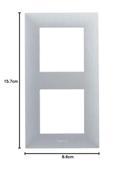 Dvojitý rám Legrand 398288 ze série Niloé Step pro kompostovatelnou instalaci, barva nerezové oceli