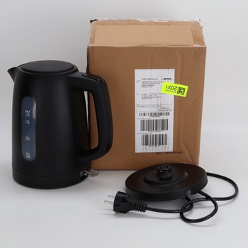 Rýchlovarná kanvica Amazon Basics čierna 1,7l