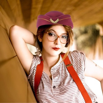 Čiapky letušky PRETYZOOM, veľkosť M, vínová vlnená čiapka letušky na kostýmy, cosplay, hudobné