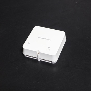 Kabelový termostat Honeywell T6 černý