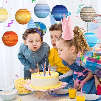 8 papierových lampášov s planétami, lucerny s vesmírnou tematikou, závesné lucerny s planétami,