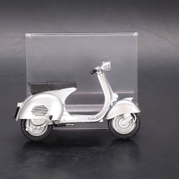 Model motocykla NewRay 57863 Vespa