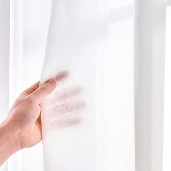 Vangao biele záclony s pútkami V225 x Š140 cm Sada 2 priesvitných záclon s pútkami biele V225 x Š140 cm