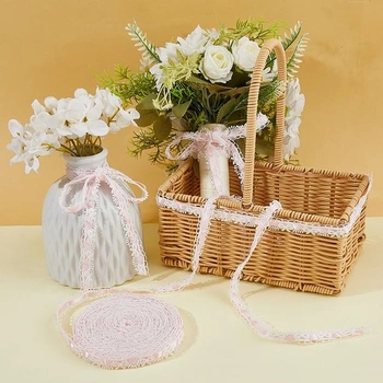 15 metrů bílé polyesterové stuhy s růžovou mašlí, volánkový lem na šití, vlnitá stuha na balení