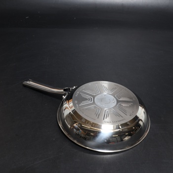Tefal Duetto Panvica na vyprážanie 24 cm, bez tesnenia, silné dno pre rozptyl tepla, pohodlná rukoväť,