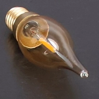 Hcnew E14 LED žiarovka sviečka retro vintage žiarovka s vláknom C22 0,7 W nahrádza 7 Watt 2200K ultra