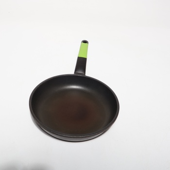 BRA Prior | Panvica, 28 cm, liaty hliník s nepriľnavým povrchom, vhodná pre všetky typy varných dosiek