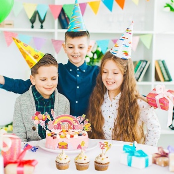 20 ozdob na dorty pro začátek školního roku, růžové duhové ozdoby na dorty