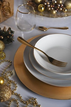 Súprava 6 nabíjacích tanierov Excelsa Gold, plast PP, opakovane použiteľné, priemer 33 cm. Priemer 33 cm.