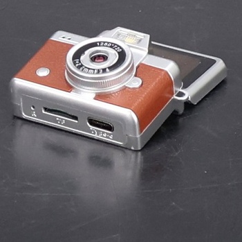 Retro mini digitálny fotoaparát, 1,3-palcový mini fotoaparát na kľúčenku s bleskom, fotoaparát s
