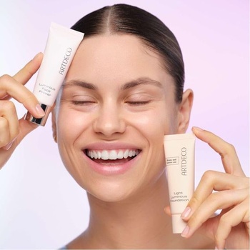 Artdeco Light Luminous Foundation - ľahký tekutý make-up s prirodzeným finišom a ochranou proti