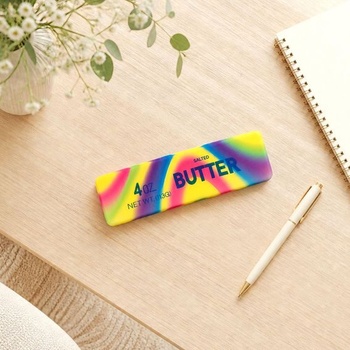 Farebné maslové tyčinky, realisticky mäkký PU materiál, pomaly stúpajúci