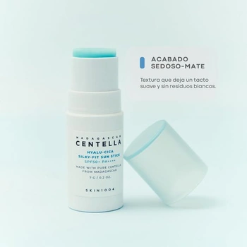 SKIN1004 Opalovací tyčinka s pupečníkem madagaskarským s hyalu-cicou Silky-Fit SPF50+ 7 g (1 balení)
