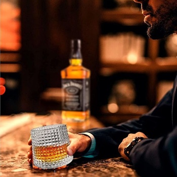 Otočné sklenice na whisky pro relaxaci - sada 2 barových sklenic v antickém stylu na bourbon,