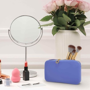 Prenosný organizér na štetce na make-up modrý 1 ks na cesty silikónový