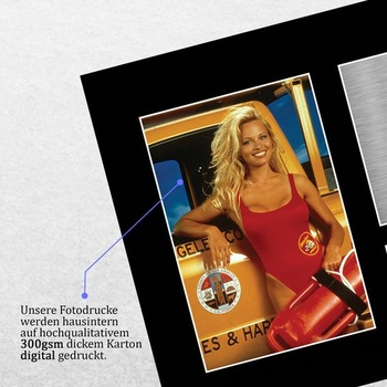 HWC Trading A4 Pamela Anderson Pobrežná hliadka Darčeky s potlačou a podpisom pre fanúšikov televíznych