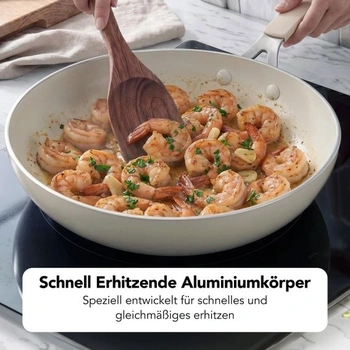 Panvica KitchenAid 24 cm/3,1 l, keramická nepriľnavá, vhodná na indukciu, čierna.
