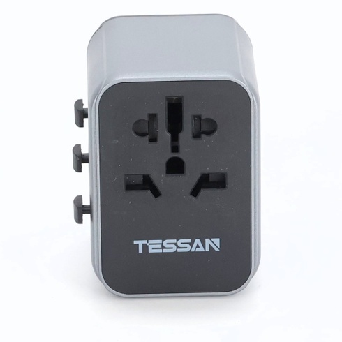 Cestovní adaptér Tessan 1100 W